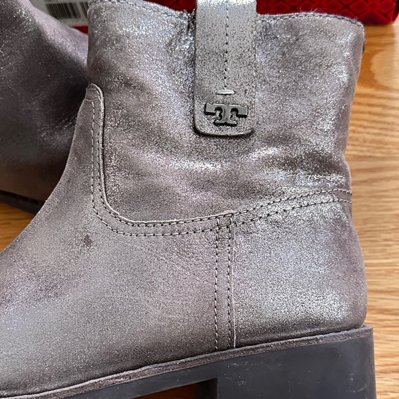 Tory Burch Wayland Short Boot (8) - Picture 9 of 16